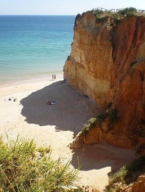 útesy u Praia da Rocha