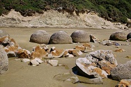 Moeraki Boulders